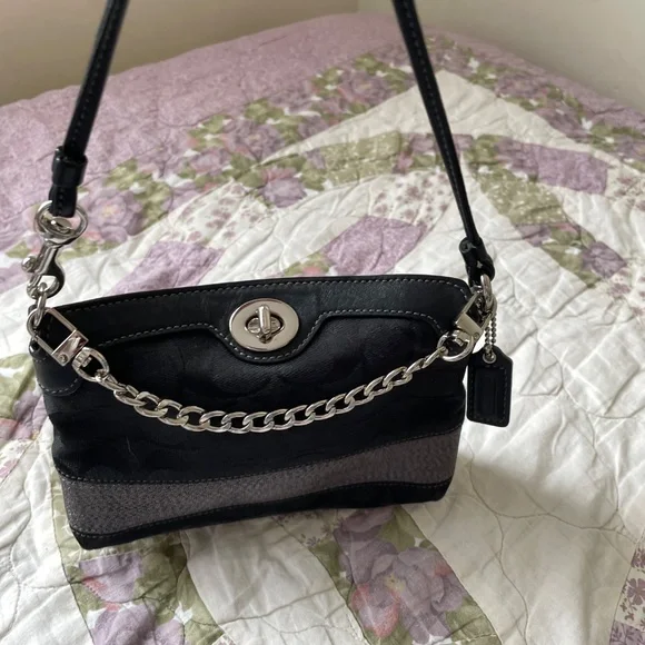 SOLD - Picture 4 of 6